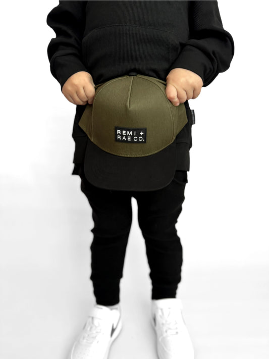 Snapback (pine)